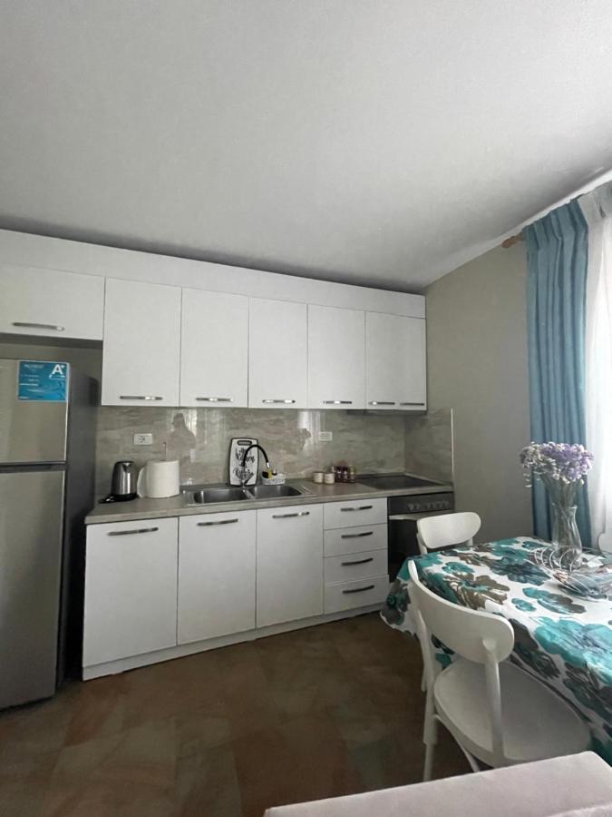 Anna'S Apartment Tiranë Ngoại thất bức ảnh