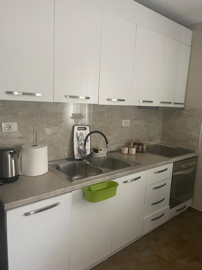 Anna'S Apartment Tiranë Ngoại thất bức ảnh