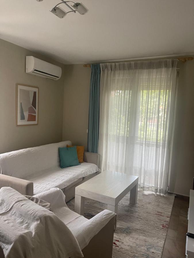 Anna'S Apartment Tiranë Ngoại thất bức ảnh